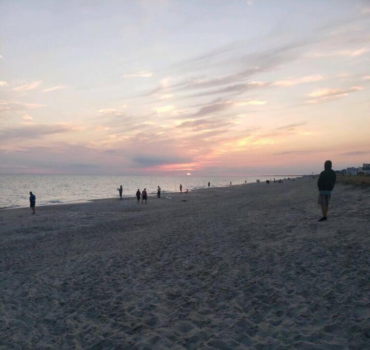 3 Bedroom Condo, Ocean Views & Short Walk To Beach! Oak Island Dış mekan fotoğraf